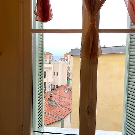 Lägenhet Maison Re- In The Center Of Menton