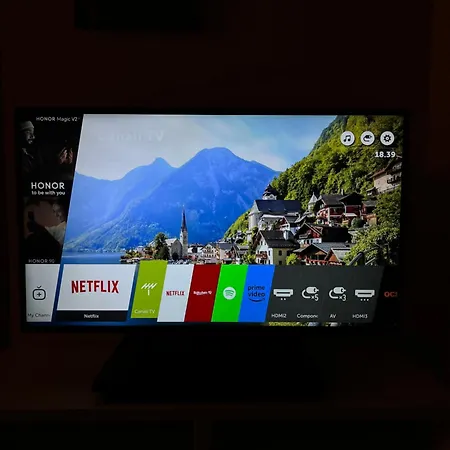 Maison Re- In The Center Of 芒通